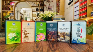 Giữ hồn trong lá trà.... giữa gió biển Quảng Ninh