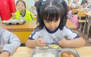 Đặt ra yêu cầu cao đối với giám sát an toàn thực phẩm trong trường học