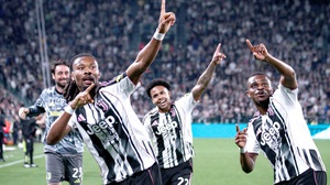 Cuộc đua Top 4 Serie A: Cuối cùng, đâu lại vào đó!