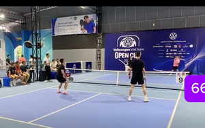 Chấn động pickleball Việt: Hơn 200 cú lốp bóng trong một trận đấu 