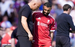 Arne Slot lo Salah có thể đã đá trận cuối cùng trong màu áo Liverpool