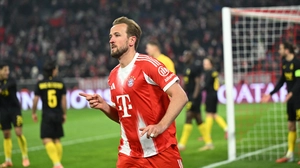 Bayern Munich tìm chiến thắng từ hàng công