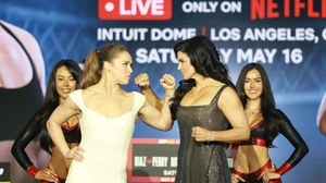 Nữ hoàng MMA Ronda Rousey: Sự trở lại của biểu tượng gây tranh cãi