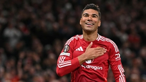 MU - Nottingham Forest: Chào nhé, người hùng Casemiro!