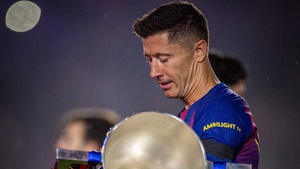 Lewandowski xác nhận rời Barca