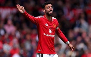 Bruno Fernandes cân bằng kỷ lục đặc biệt trong lịch sử Ngoại hạng Anh