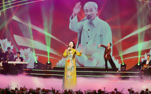 Chương trình nghệ thuật chính luận “Sáng mãi tên Người”