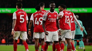 Arsenal vô địch Ngoại hạng Anh: Một cuộc chuyển giao quyền lực đang diễn ra