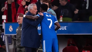 Real Madrid: Vinicius là bài toán lớn nhất của Mourinho