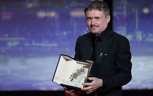 LHP Cannes 2026: Cristian Mungiu thắng Cành cọ Vàng lần hai, Neon nối dài chuỗi thành tích ấn tượng