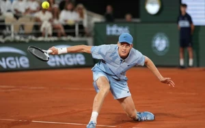 Kết quả Roland Garros 2026 hôm nay 29/5: Sinner bị loại, tay vợt gốc Việt thẳng tiến