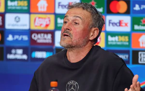 Luis Enrique nói Bayern gặp PSG không khác gì Nadal đấu Federer, Djokovic