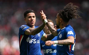 Kết quả bóng đá: Ghi bàn trước, Liverpool vẫn bị Chelsea cầm chân ngay trên sân nhà