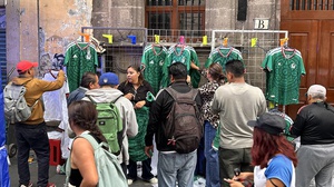 Thư Mexico: Mexico City cũng có phố hàng nhái