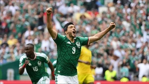 Chiến thắng ở Azteca, trong những tiếng hô "Mexico"