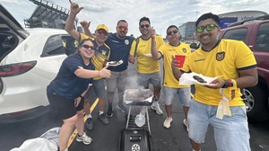 Thư nước Mỹ: World Cup ư? Chúng tôi cũng thích cả party nữa!