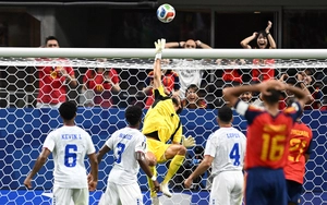 Người hùng của Cape Verde bật khóc sau khi tỏa sáng trước Tây Ban Nha ở World Cup 2026