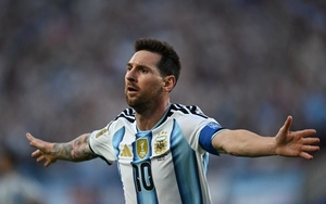 World Cup 2026: Messi kỷ niệm trận thứ 200 bằng siêu phẩm, Argentina vượt lên trước Algeria