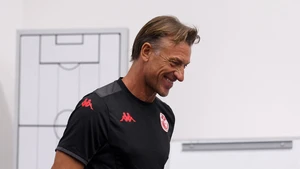 Tunisia vs Nhật Bản: Chuyện kỳ lạ của Herve Renard