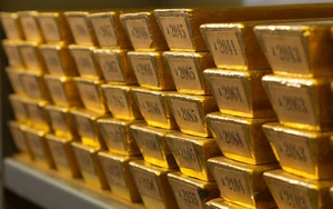 Giá vàng thế giới lần đầu tiên giảm xuống dưới ngưỡng 4.000 USD/ounce 