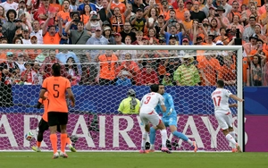 Van Hecke ghi bàn, ĐT Hà Lan thắng Tunisia 3-1 ở World Cup 2026