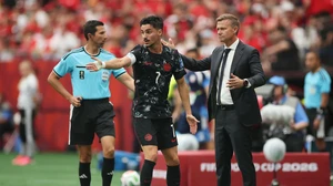 Nam Phi vs Canada (World Cup 2026 vòng 1/16): Như Guardiola đấu trí với Mourinho