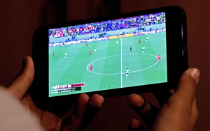 Mỹ thu giữ gần 400 trang web phát trực tuyến World Cup 2026 trái phép trong chiến dịch phối hợp quốc tế