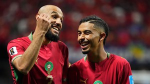  Hà Lan - Maroc: Cuộc đối đầu không chỉ trên sân đấu