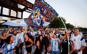 Trận bán kết Anh vs Argentina gây sốt, giá vé lên tới hơn 250 triệu đồng