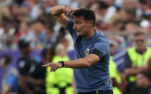 Chiến thuật World Cup 2026 hôm nay: Scaloni đã thắng Tuchel trên bàn cờ đấu pháp, giúp tuyển Argentina vào chung kết