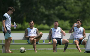 World Cup 2026 24h: Argentina gặp khó trước trận gặp Tây Ban Nha, cầu thủ Anh bị sốc vì Tuchel