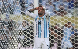 Otamendi nổi đóa sau chung kết World Cup, chỉ trích Rodri: "Các cậu khóc lóc cả tuần rồi"