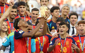 Từ EURO 2024 tới World Cup 2026, Yamal chinh phục tất cả ở tuổi 19