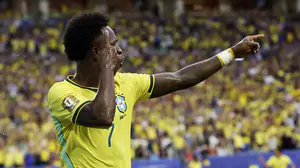 Arsenal cần thương hiệu Vinicius