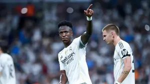 Real Madrid ở vị thế trên Vinicius
