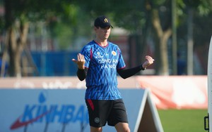 HLV thủ môn Công an Hà Nội FC: "Bóng chết" đang góp phần định đoạt cuộc chơi từ World Cup cho tới V.League