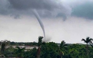 Xuất hiện vòi rồng tại Hưng Yên