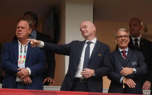 Chủ tịch FIFA Gianni Infantino bị yêu cầu điều tra