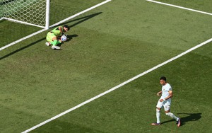 Trọng tài Argentina bị chỉ trích vì để Mbappe chờ quá lâu trước khi sút hỏng phạt đền