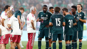 Real Madrid: Ai sẽ là Rodri của Mourinho?