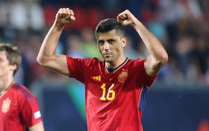 Tin chuyển nhượng hôm nay 17/8: Barca đạt thỏa thuận mua Rodri; Real Madrid nhắm Zubimendi