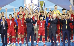  HLV Kim Sang Sik: 'Đội tuyển Việt Nam đã viết lên trang sử mới, tôi xin nhận danh xưng King'