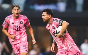 Messi lập cú đúp tuyệt đẹp ở lần đầu tiên đá chính sau World Cup 2026