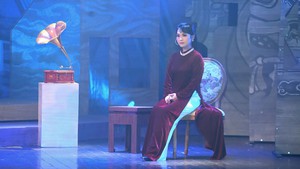 Người con gái Hà Thành nhận đề cử Giải thưởng Bùi Xuân Phái: Kể chuyện Hà Nội bằng cải lương