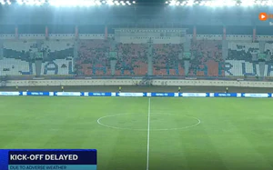 Trận Việt Nam vs Philippines ở FIFA ASEAN Cup 2026 diễn ra muộn hơn dự kiến vì mưa lớn