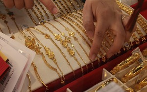 Giá vàng giảm 1 triệu đồng/lượng