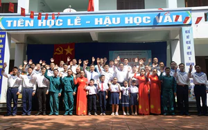 Đặc khu Trường Sa rộn ràng ngày khai giảng năm học mới
