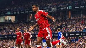 Đã đến lúc Liverpool 'thu hoạch' Isak