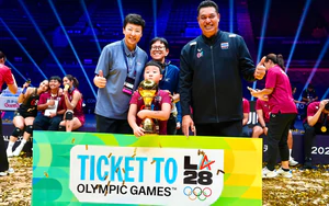Tin nóng thể thao sáng 9/9: Gia đình của huyền thoại bóng chuyền Trung Quốc thu hút chú ý trước ASIAD 2026