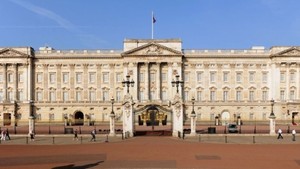 Anh trùng tu Điện Buckingham trong 10 năm